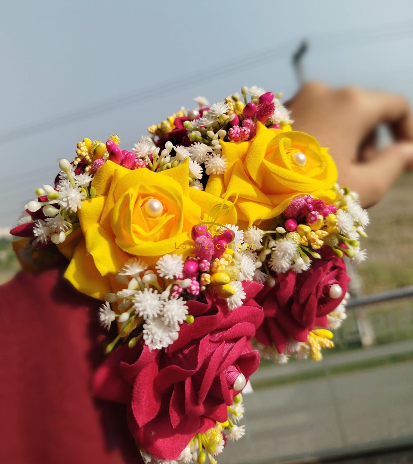 Imprted Velvet Rose Gajray