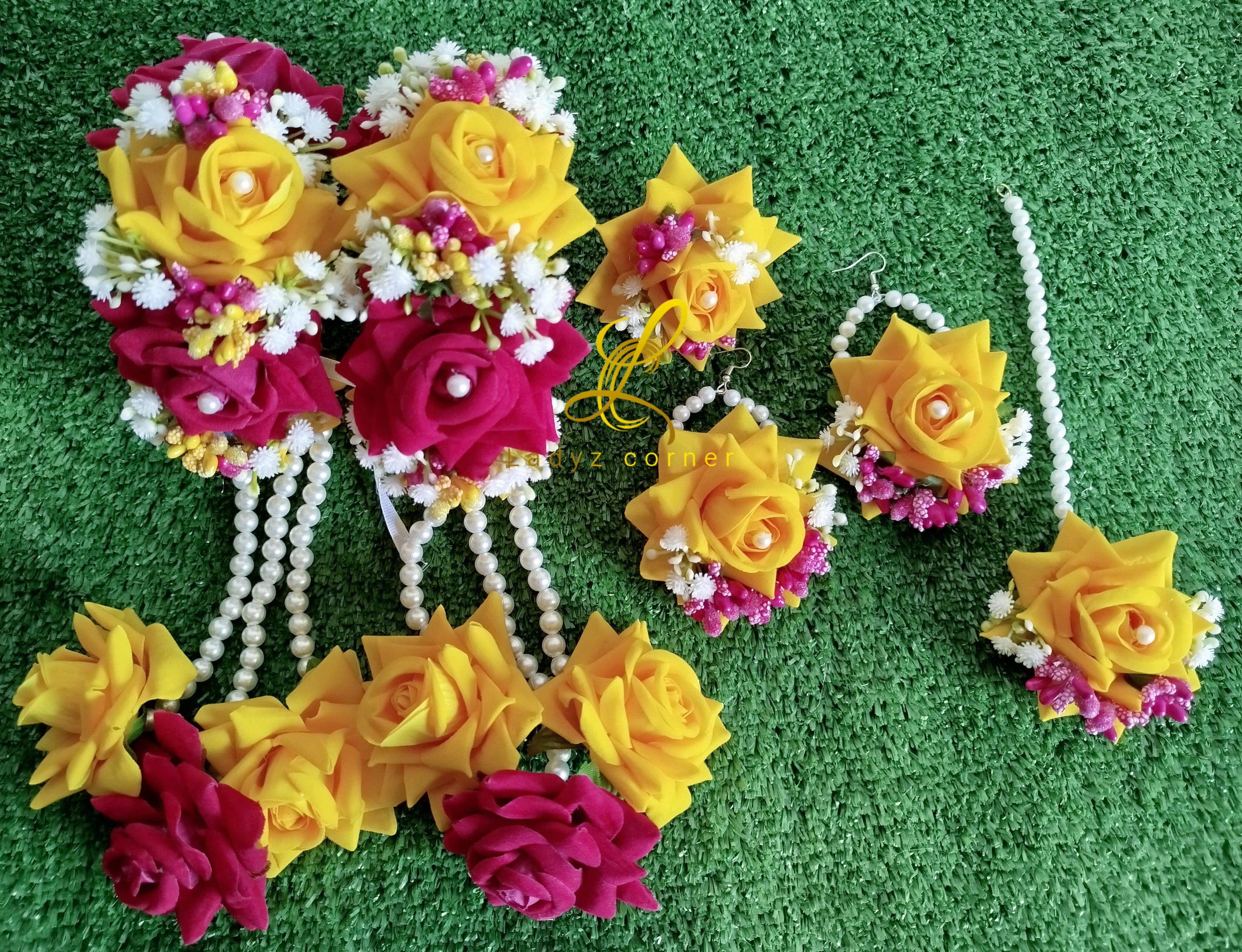 Miyo bridal gajraset