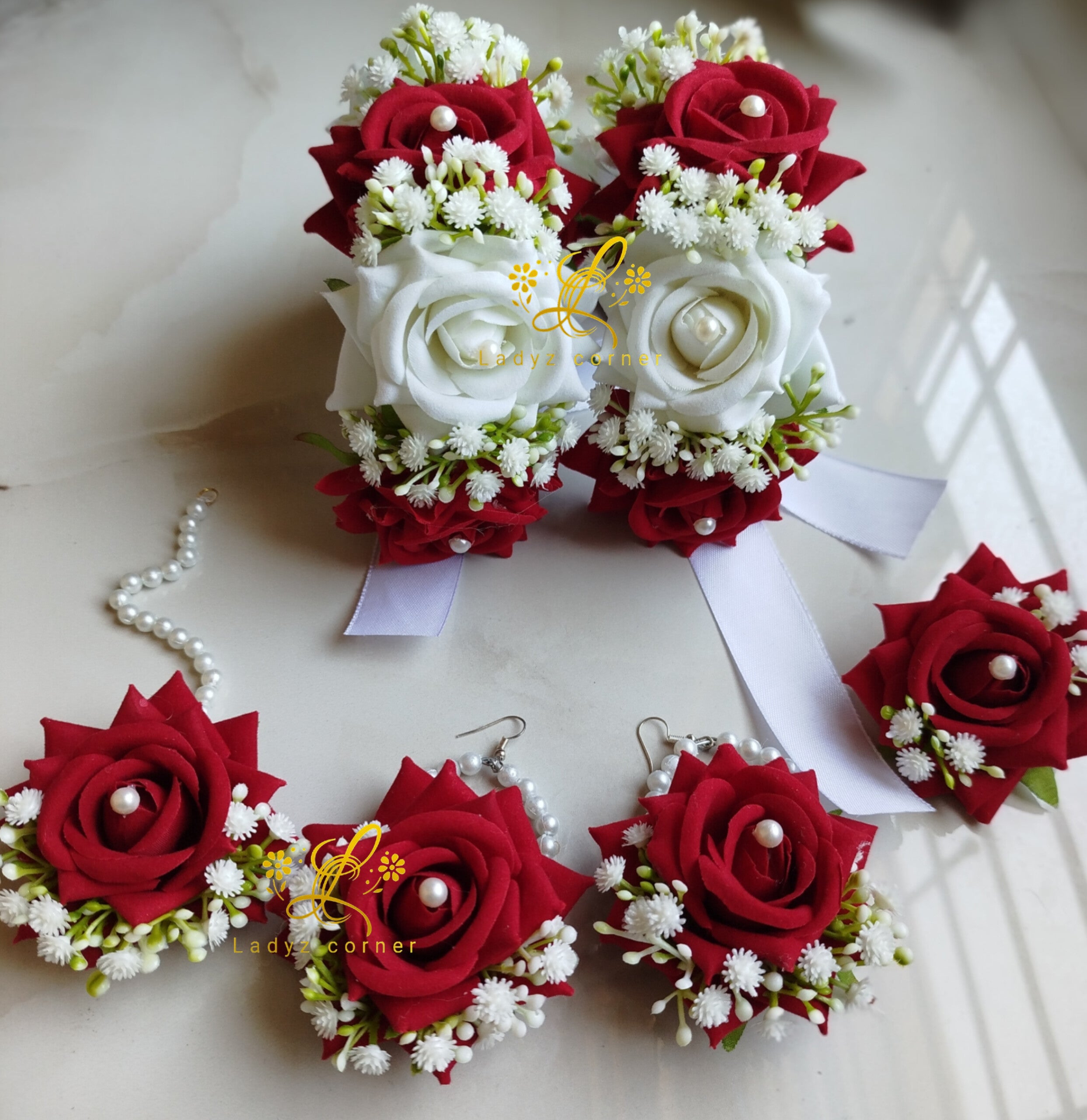 Redish Maroon+White Gajraset - Velvet Rose Gajraset