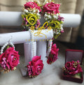 Mehandi Green+Pink Gajraset - Velvet Gajraset