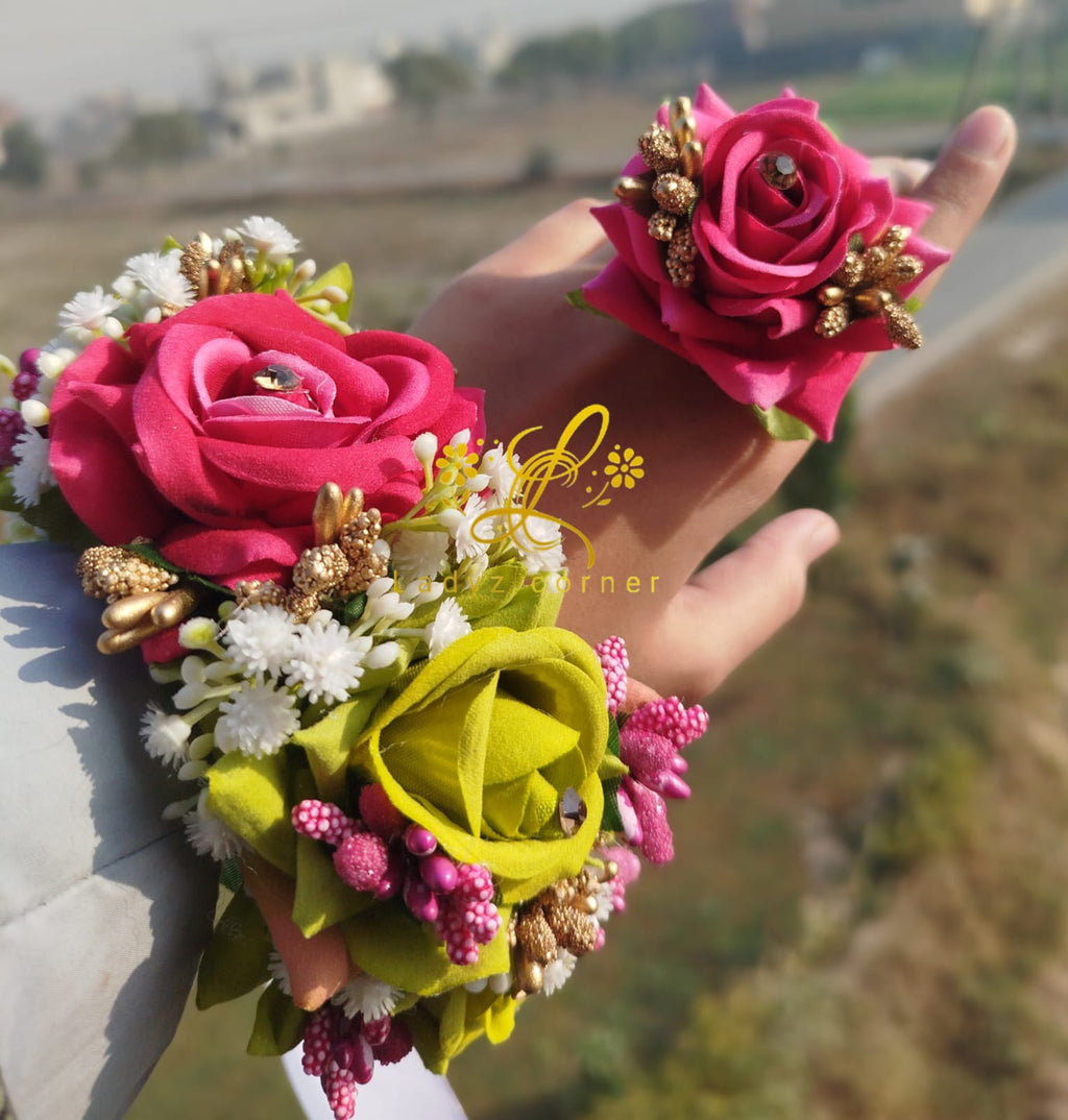 Mehandi Green+Pink Gajraset - Velvet Gajraset