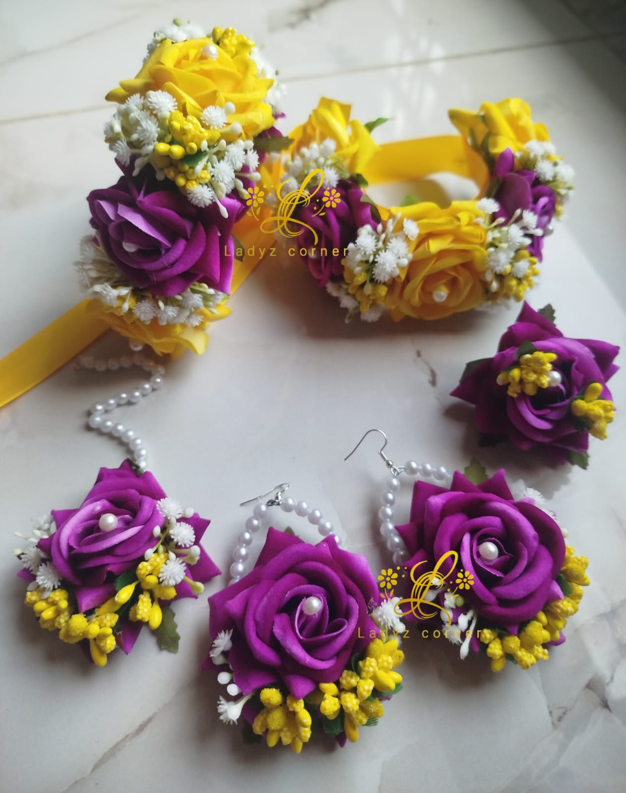 Yellow+Magenta Gajraset - Velvet Rose Gajraset
