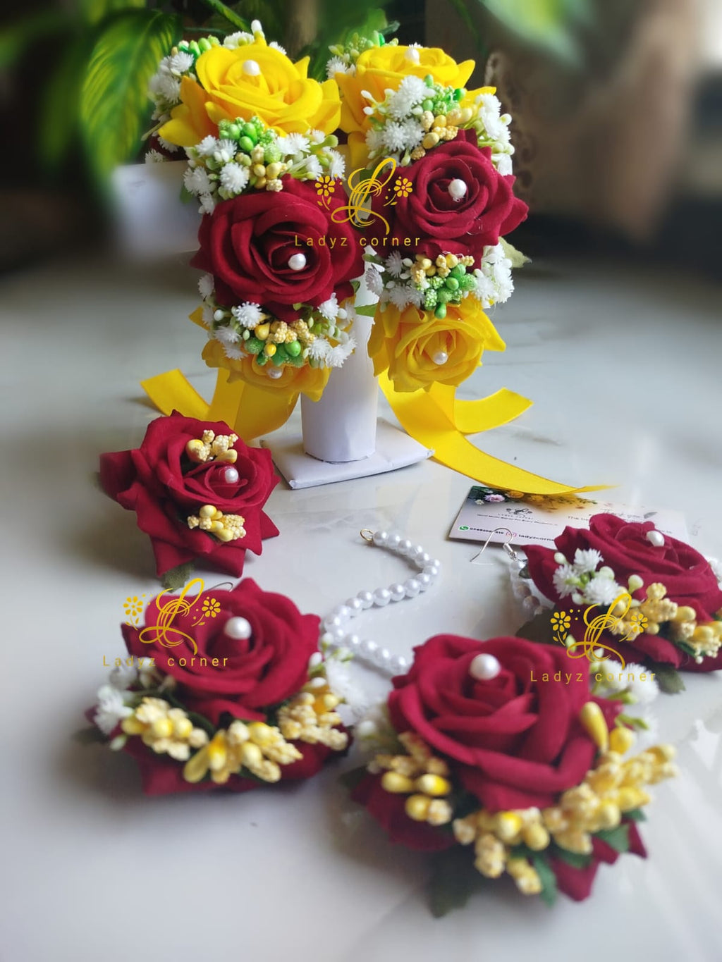 Miyo/Mehndi Gajraset - Velvet Rose Gajraset