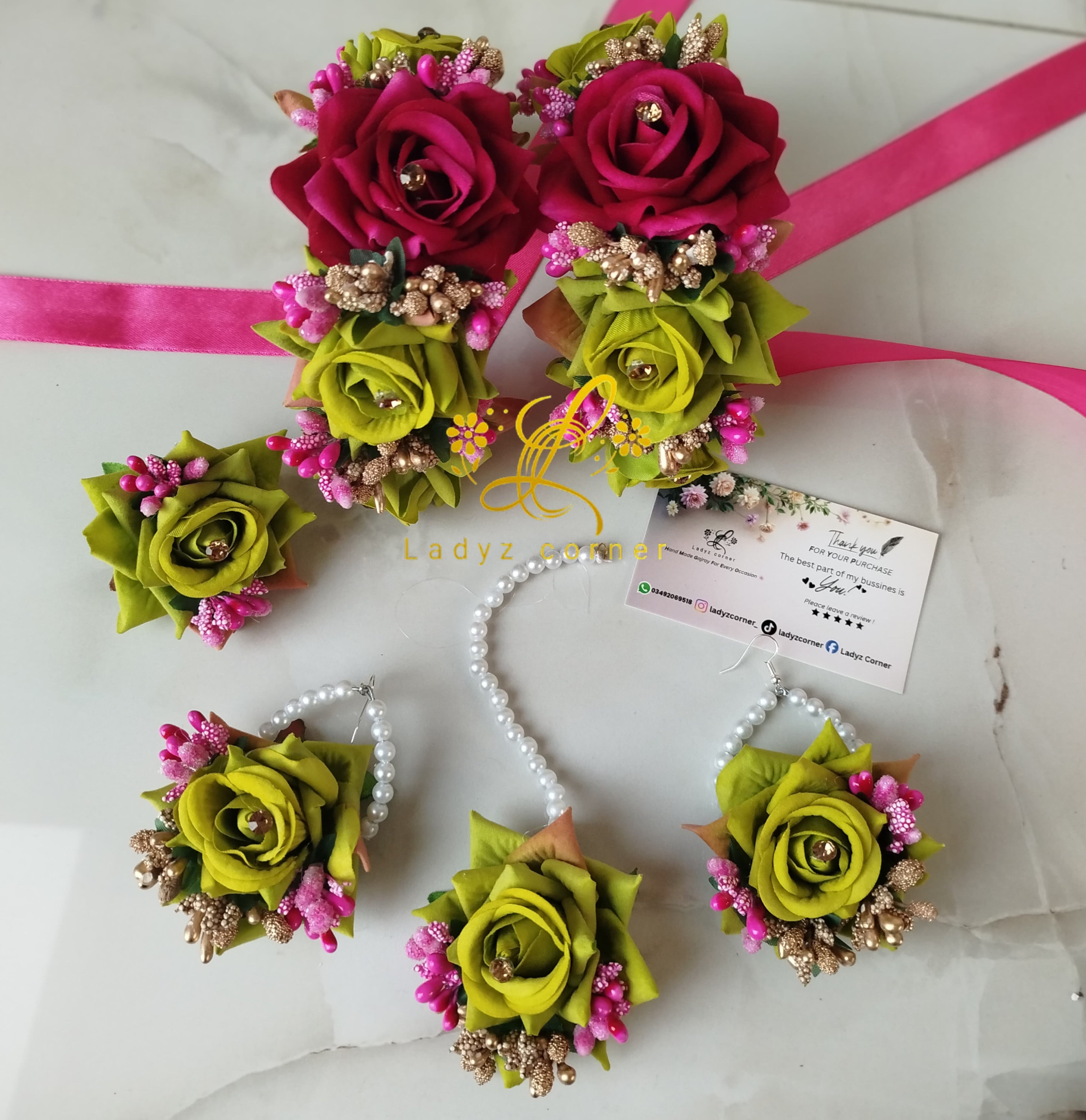 Mehndi Gajraset  - Velvet Rose Gajraset