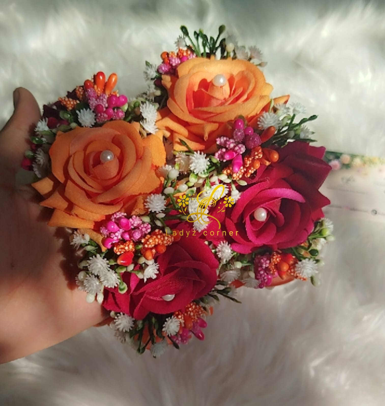 Imprted Velvet Rose Gajray