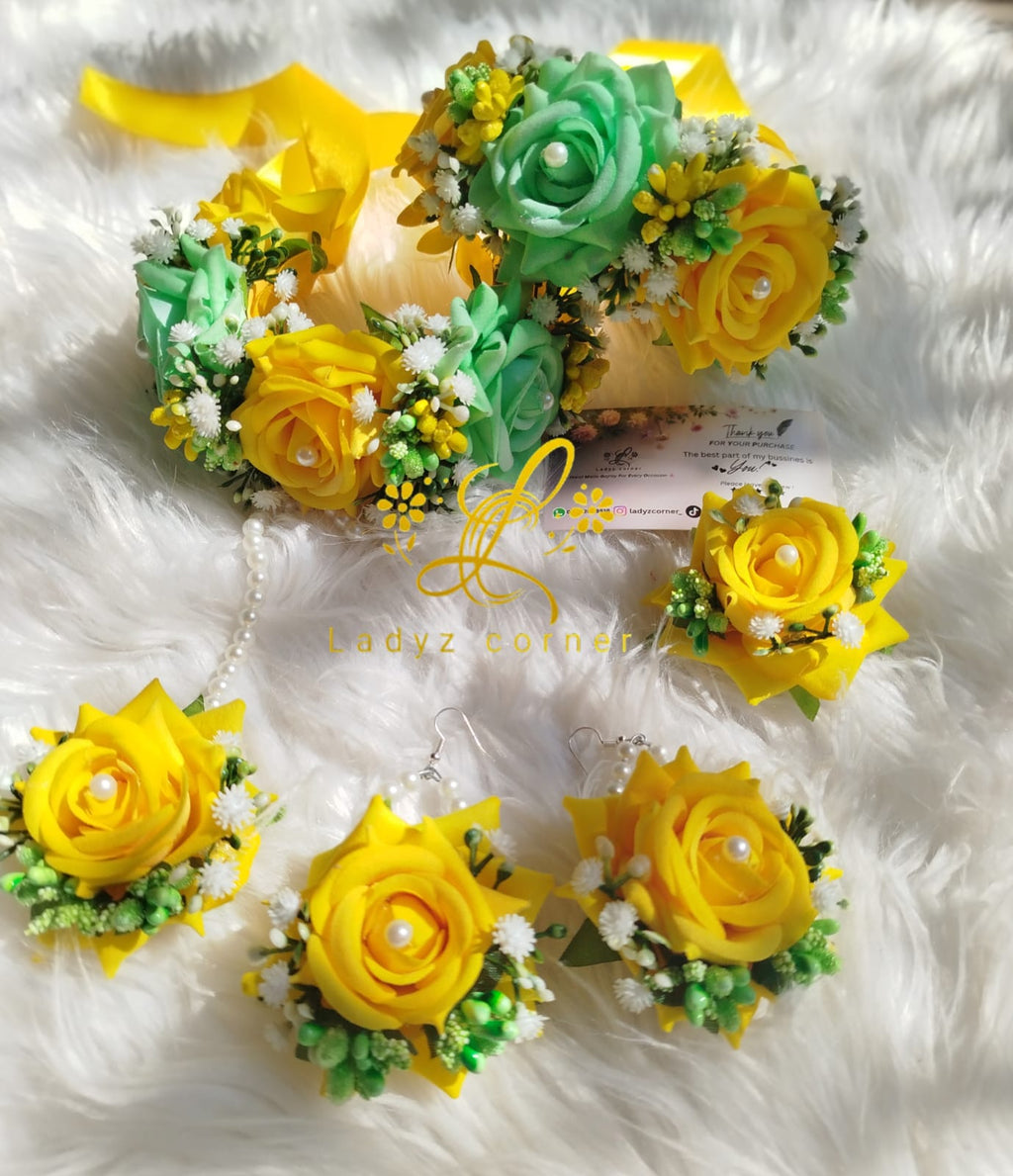 Yellow+SeaGreen Gajraset - Velvet Rose Gajraset
